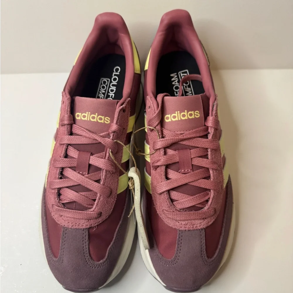 Adidas Women's Run 70’s 2.0 Sneakers - Size 6US - Picture 6 of 11